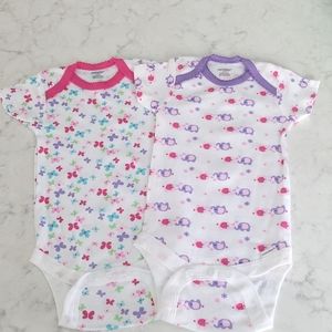 ONSIES BRAND 2 PIECE SET.  BUTTERFLIES AND ELEPHANTS. SIZE 3-6 M